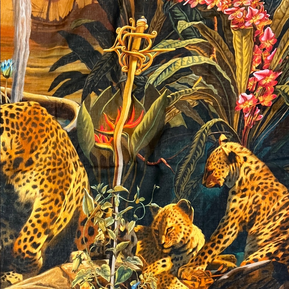 FAENA Scarf/Coverup/Tapestry-Silk-Made in Italy- “Amor” Artist Juan Gatti-65x53 - Picture 5 of 11